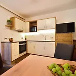 Garni Monte Lägenhetshotell Kartitsch