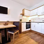 Lägenhetshotell Garni Monte 3*