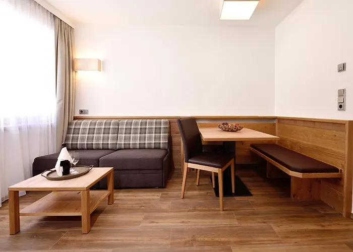 Garni Monte 3* كارتياسش