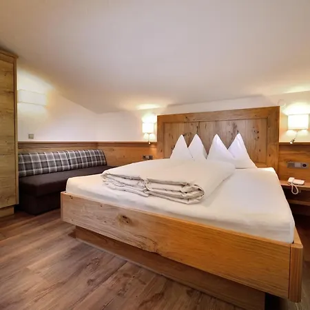 Garni Monte Aparthotel 3*