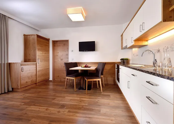 Garni Monte شقة فندقية 3*